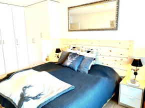 Holiday apartment Bolgen - close to everything! Bolgen, Jakobshorn, bus stop, train station, supermarket, ski school, ski rentals, restaurants and more!